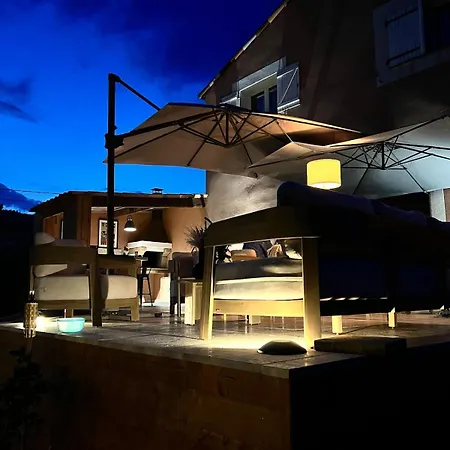 Escapade En Provence Maison Avec Jacuzzi Vila